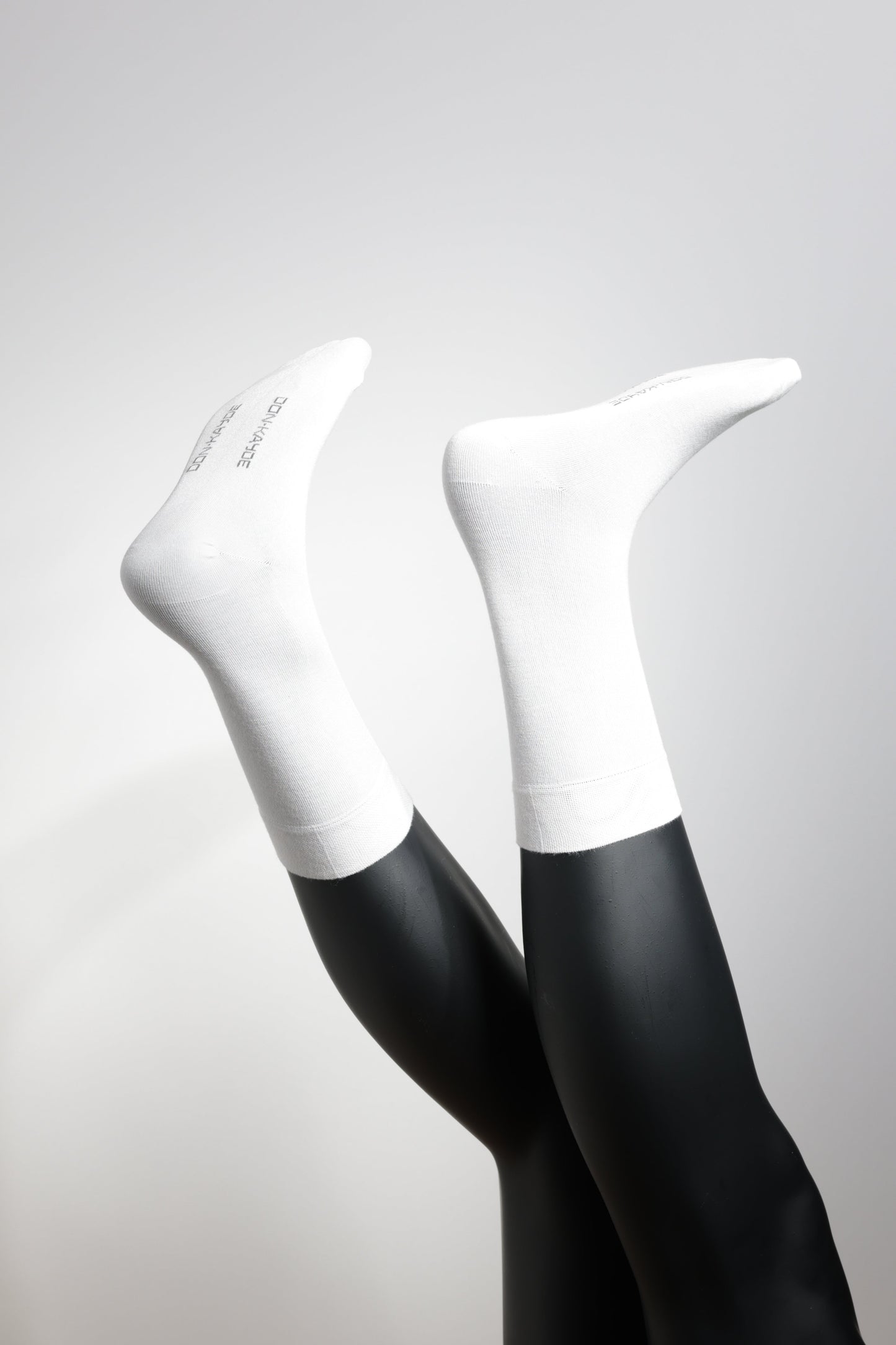 DON-KAYDE CLASSIC SOCKS- WHITE